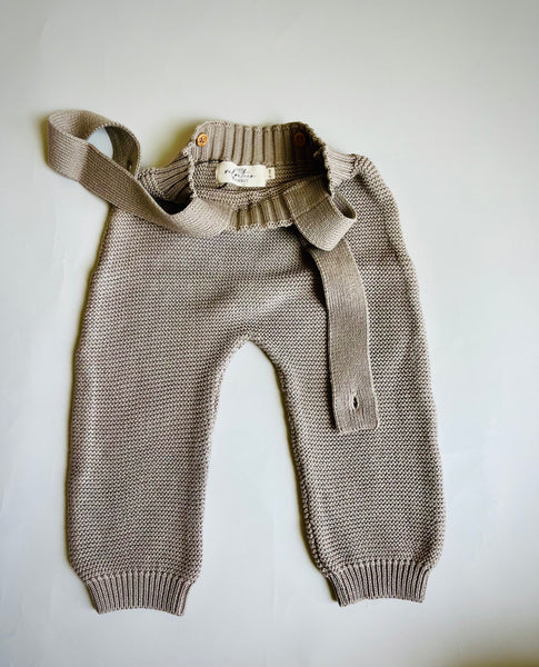 Knit suspenders